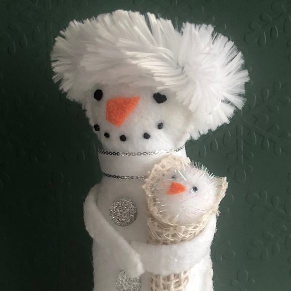 Snowman momma with Snowball Baby hand-sewn art doll felt - Picture 2 of 8